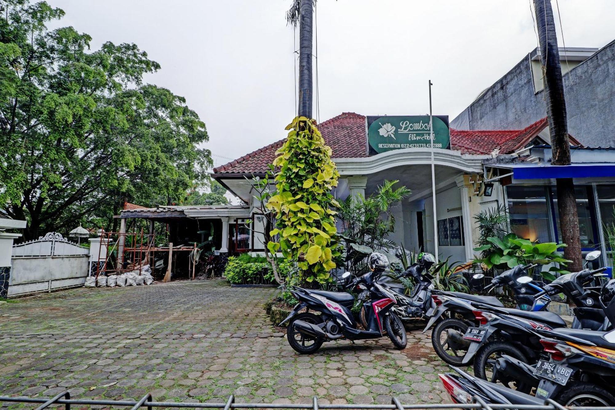 Hotel O Bandung Near Stadion Siliwangi Formerly The Ethnic Hotel Bandung Luaran gambar